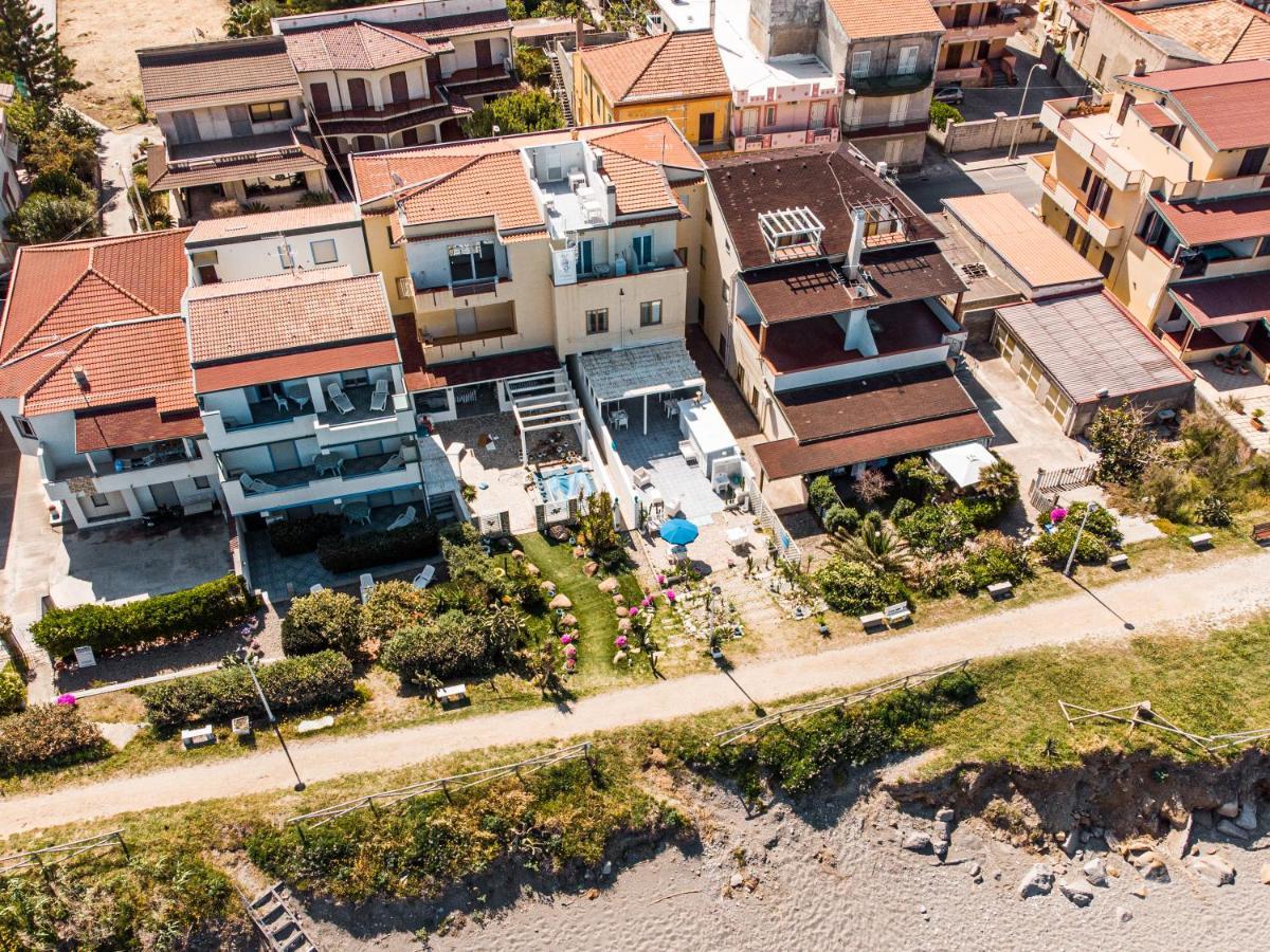 B&B Il Capitano Capo dʼOrlando Exterior foto
